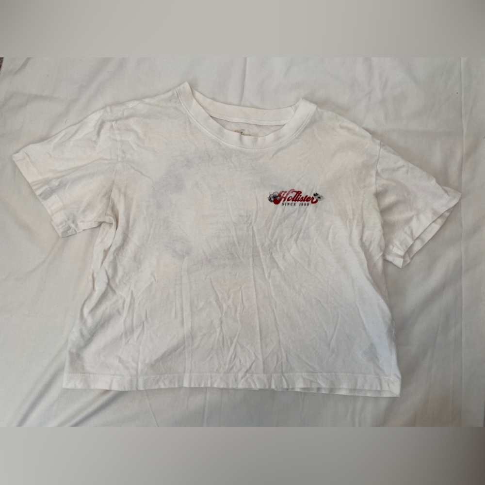 Hollister Off White Cropped Band Tee Boyfriend T-Shirt